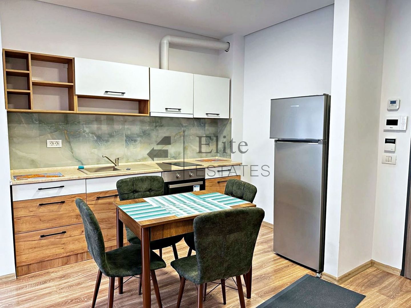 Apartament modern cu 2 camere West Residence - Poză 10