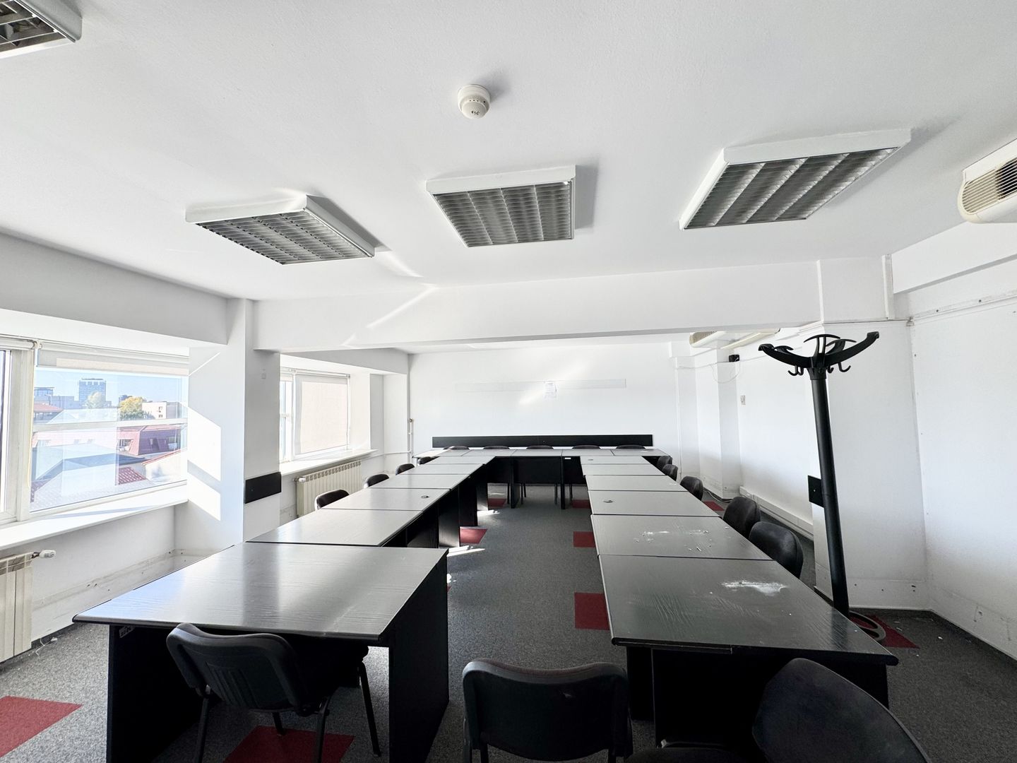 AFACERE - HOTEl (SEMI)RENOVAT de 4 etaje - Floreasca-Barbu Vacarescu - Poză 14