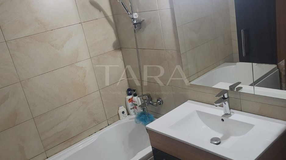 Apartament 2 camere, parcare inclusă, zonă verde și liniștită. - Poză 8