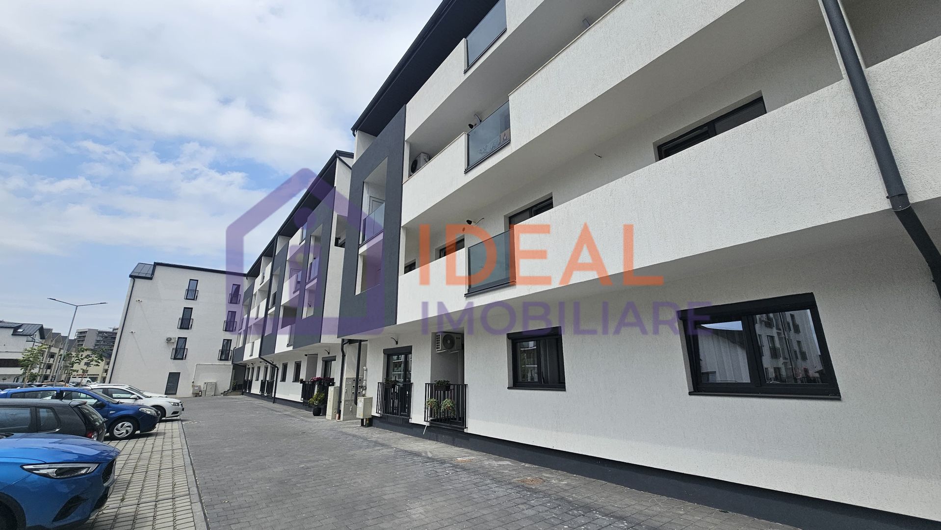 Apartament de vanzare 2 camere la alb -  zona Doamna Stanca - Poză 10