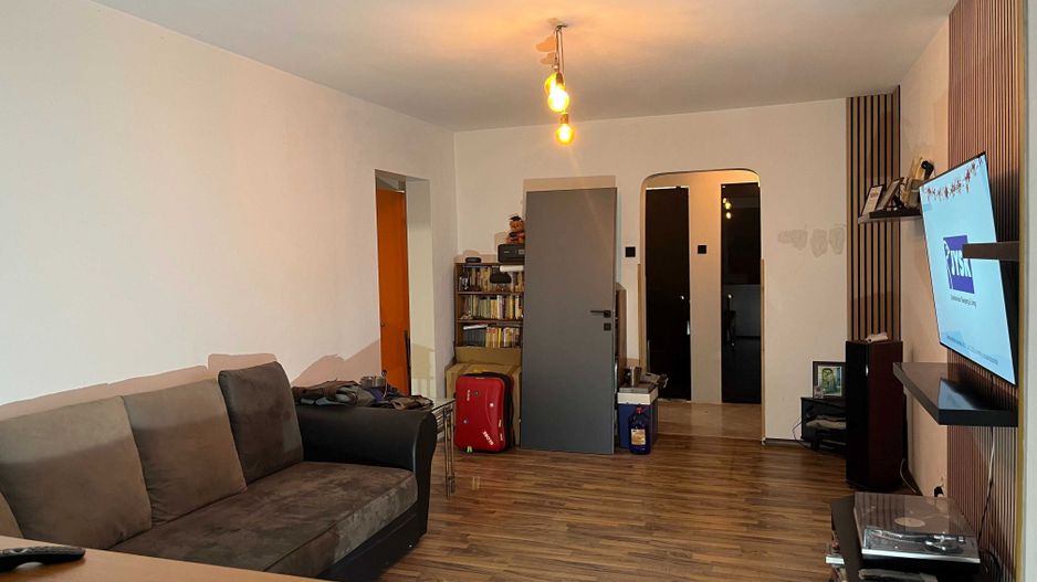 Apartament 2 cam zona Baba Novac - Campia Liberatii - Poză 2