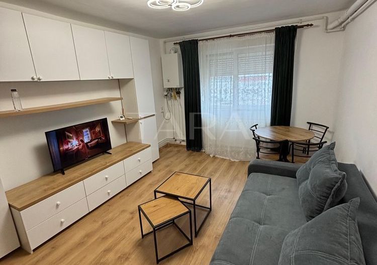 Garsonieră renovată zona Elite City, centrală proprie, aer condiționat - Poză 2