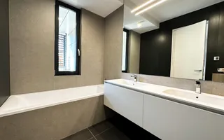 Apartament ultra high-end cu 4 camere, în zona Primăverii - Poză 15