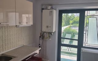 De inchiriat apartament cu 3 camere, zona Garii, etaj 3, 490 euro negociabi - Poză 11