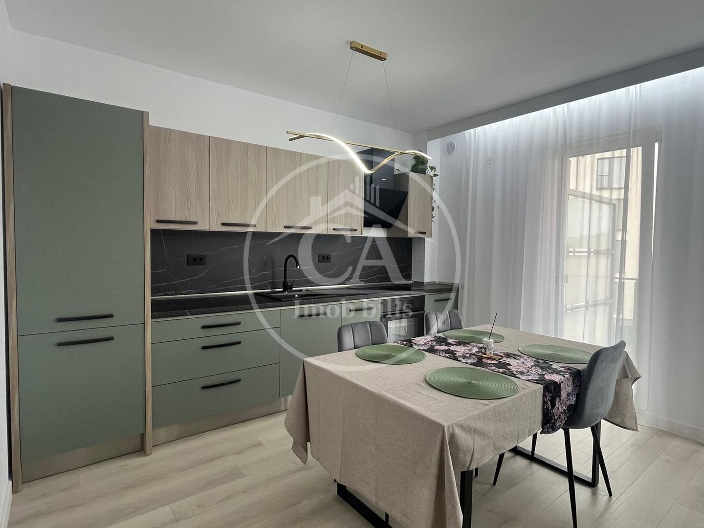 Apartament de închiriat cu 2 camere în zona Cetății, Oradea - Poză 2