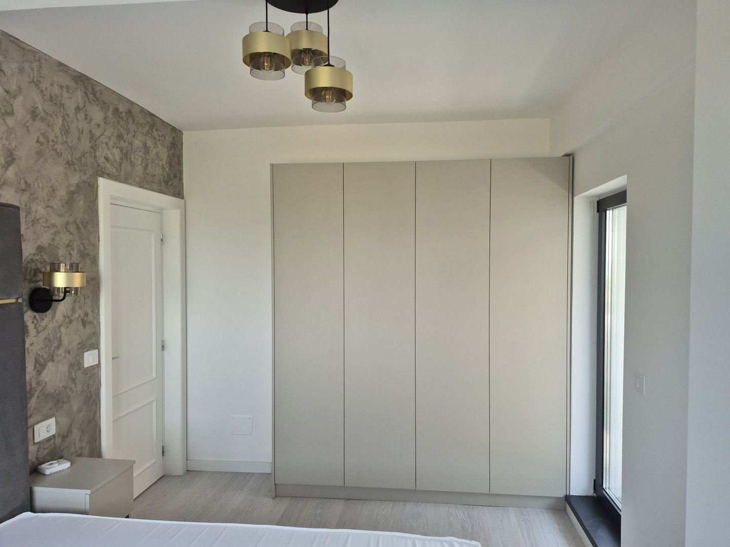 Apartament mobilat bloc 2025 54 mp - Poză 3