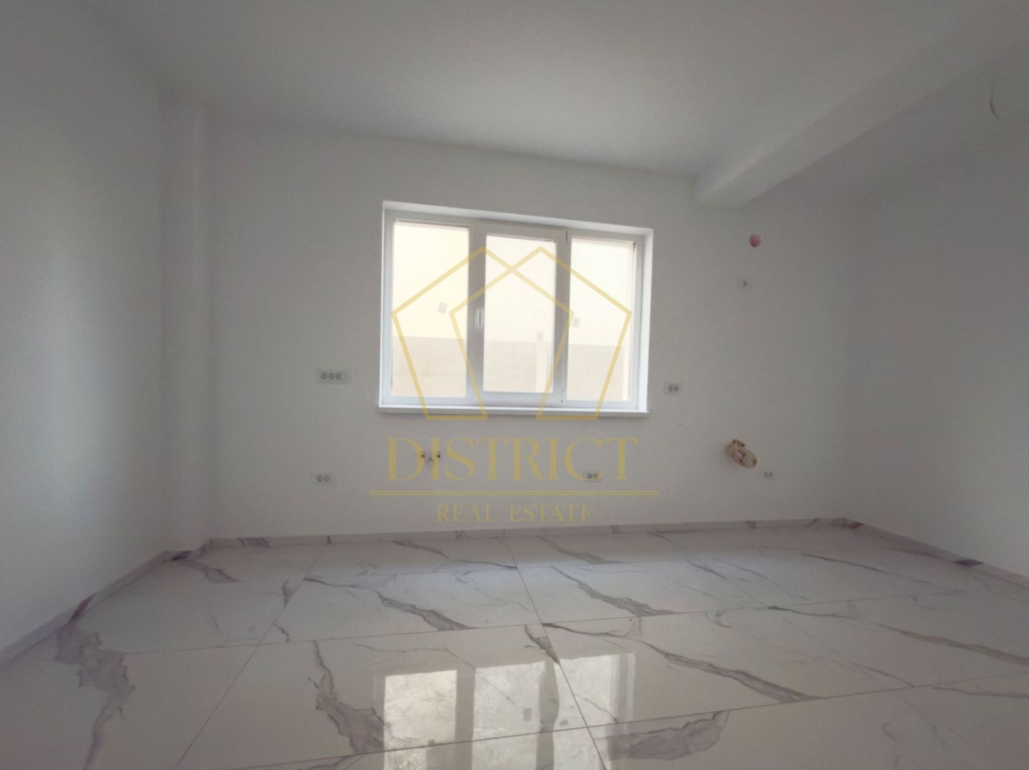 Duplex spatios cu 4 camere si 3 bai | Predare la cheie | Covaci - Poză 6