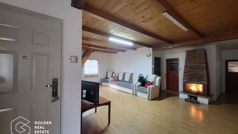 Casa de vacanta, teren 2500 mp, sat. Casoaia - Poză 17