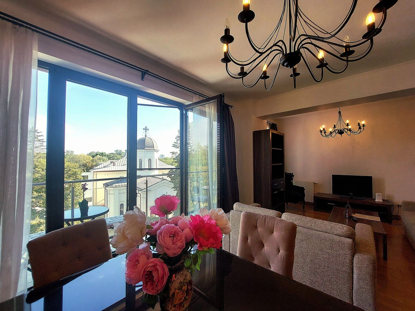 De inchiriat: apartament 3 camere+parcare - Piata Victoriei Kiseleff - Poză 3