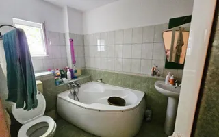 Casa individuala cu teren generos de 557 mp - comuna Berceni - Poză 11