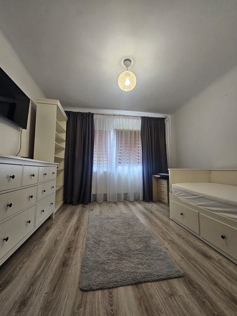 Apartament 3 camere, decomandat- 1 Mai, Sara - Poză 11