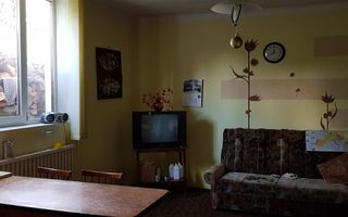 Casa ideala pentru transformare in pensiune - Poză 38
