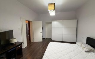 Apartament 3 camere amenajat lux zona Sinaia - Poză 11