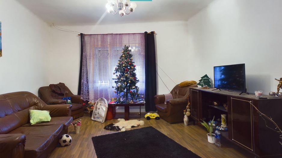 Rezidență de vis pe Valea Mureșului la Lalașinț - Poză 10