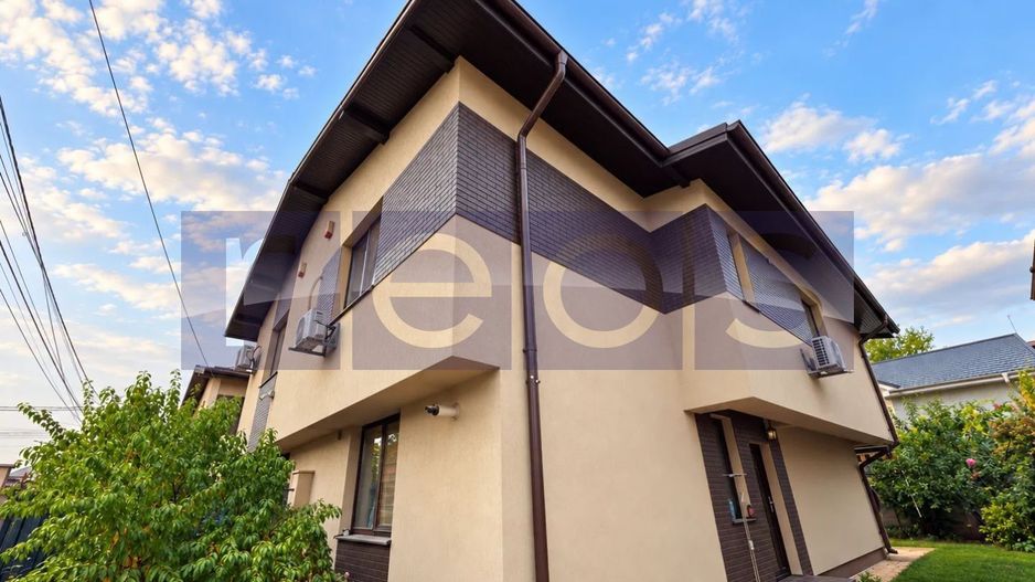 CASA INDIVIDUALA DE VANZARE – CARTIERUL LATIN | 117 MP | TEREN 200 MP - Poză 10