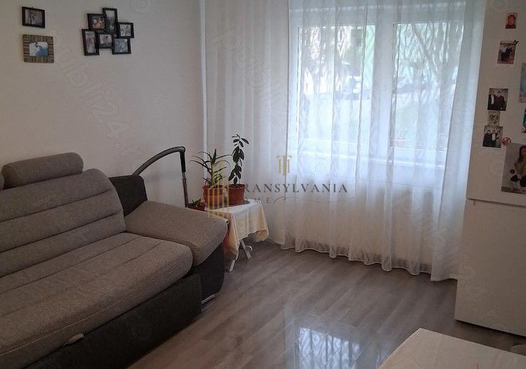 Garsonieră de vânzare - Poză 1