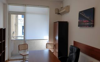 De vanzare Apartament 3 camere Mitropolie, ULTRACENTRAL liniste Unirii - Poză 7