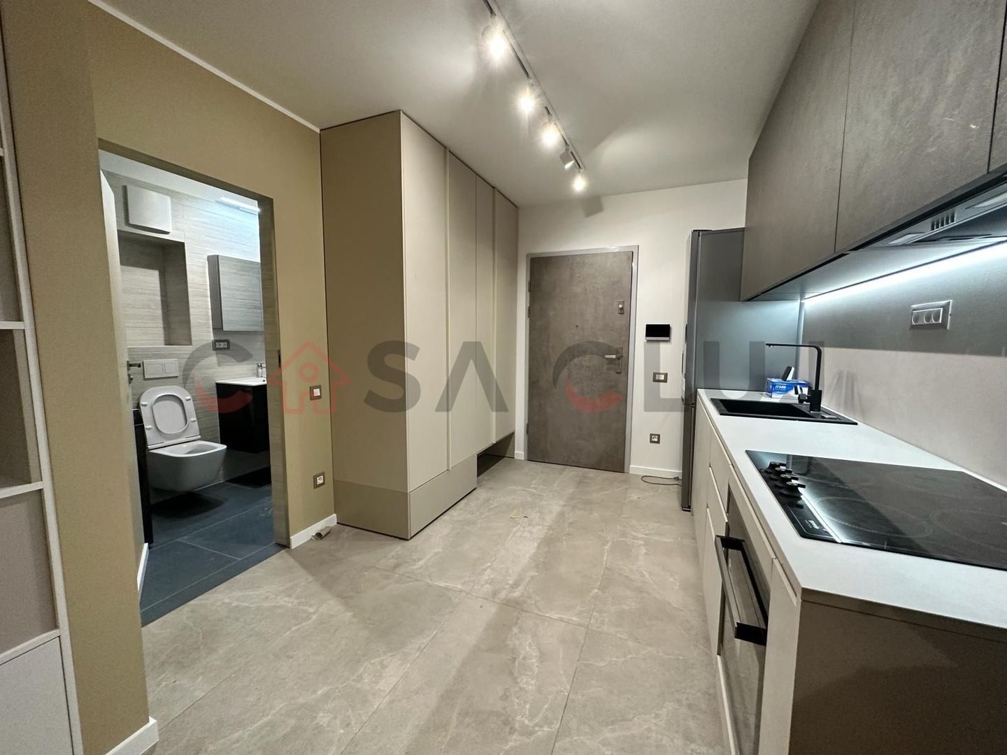 Apartament ultrafinisat. Parcare! Bloc Nou! Zona Fsega! - Poză 7
