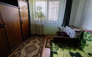 De Închiriat: Apartament 3 Camere, Zonă Liniștită, Mobilat și Utilat - Poză 4