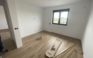 Duplex premium 130mp utili si 395mp teren in Giarmata Vii - Poză 12