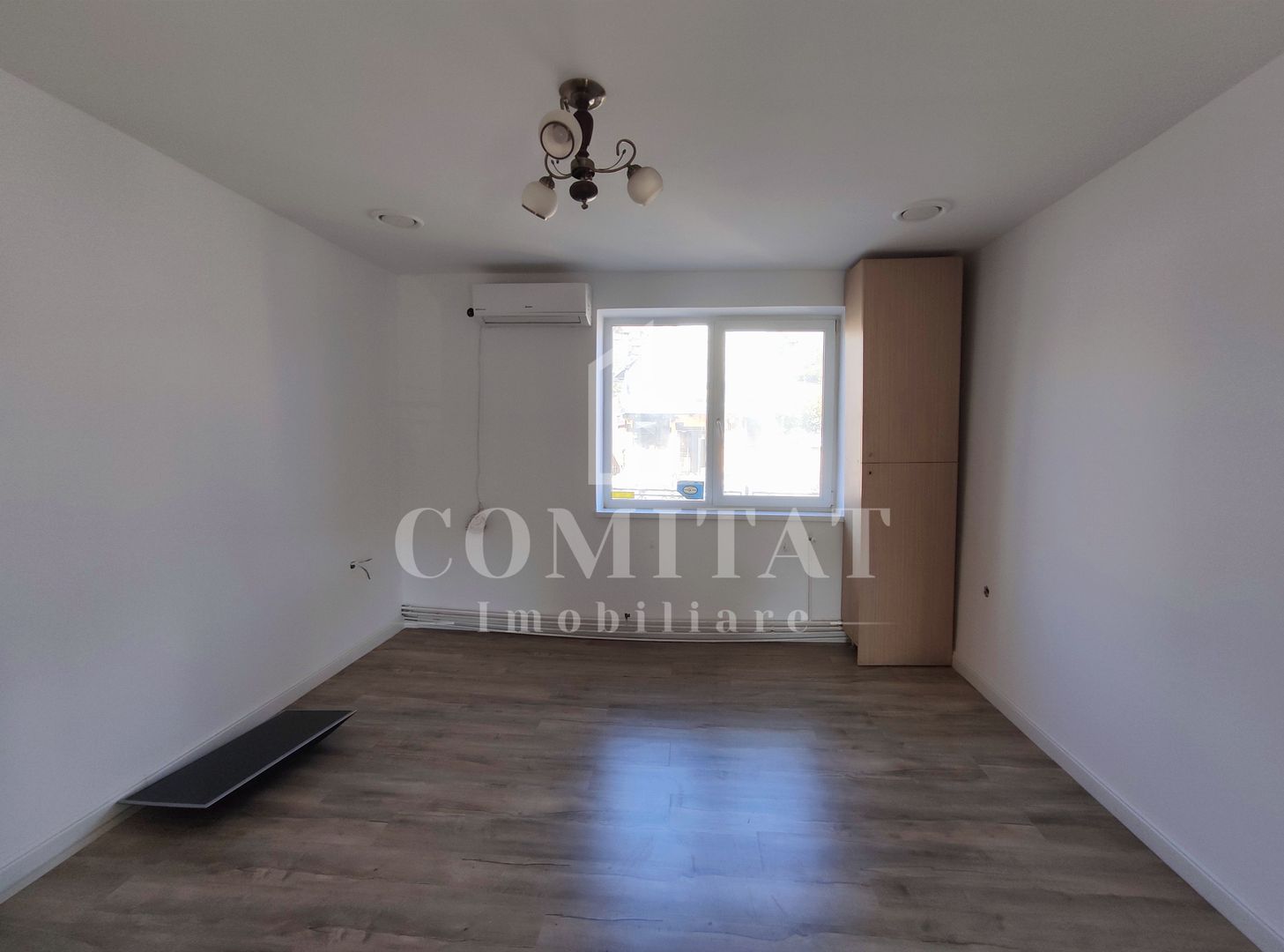 Casa individual cu 1000 mp teren Baciu - Poză 2