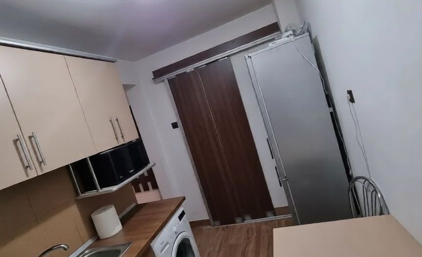 Apartament 2 camere decomandat, etaj 2, zona Calea București - Poză 6