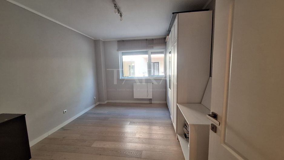 EXCLUSIVITATE – 3 camere în bloc tip vilă, zonă liniștită, Bună Ziua. - Poză 15