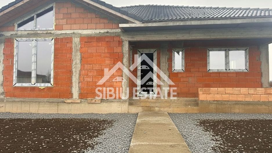 Casa individuala – oportunitate excelenta de achizitie la rosu - Poză 5