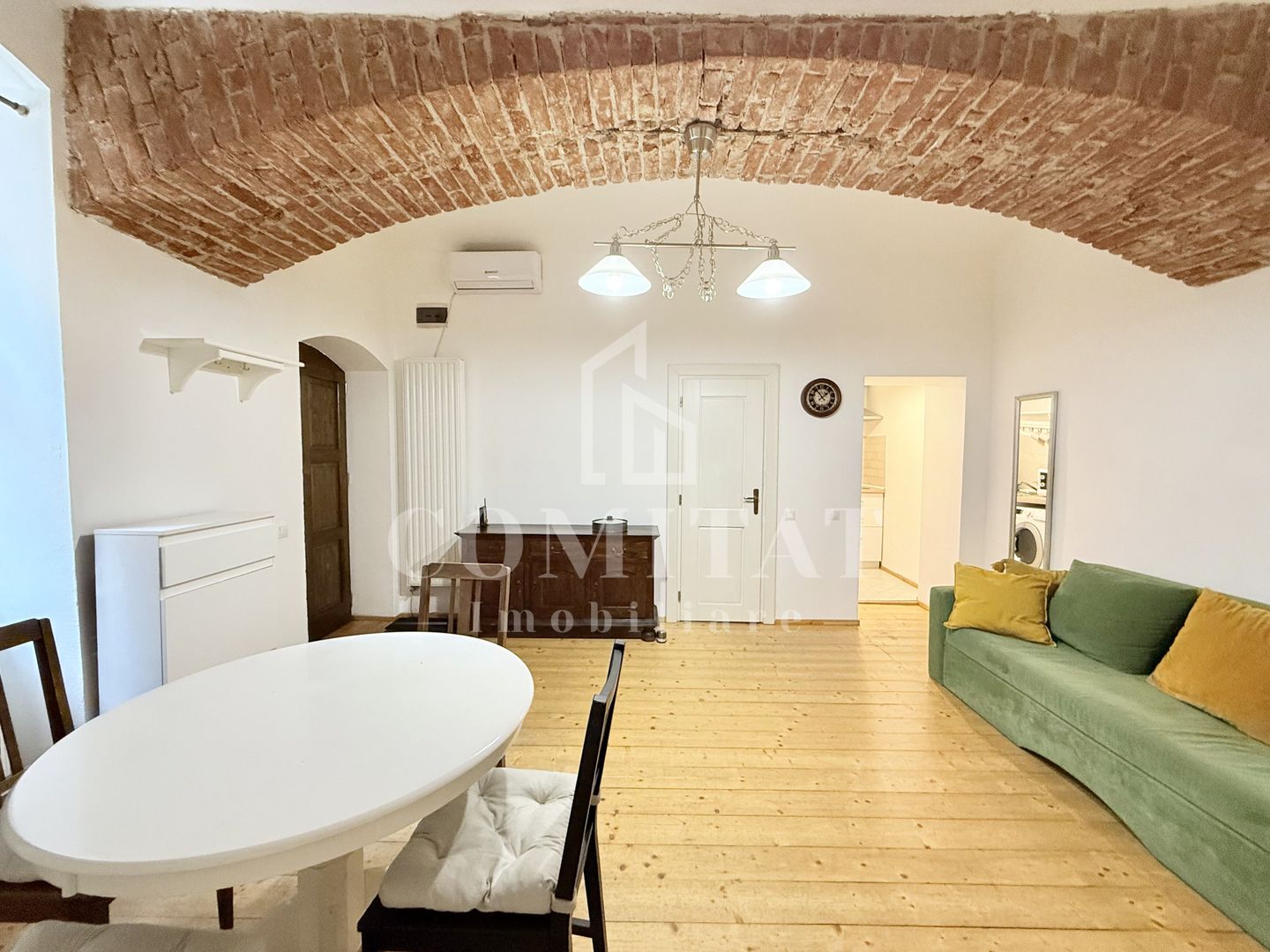 Apartamemt cochet de închiriat ultracentral I.C. Bratianu - Poză 3