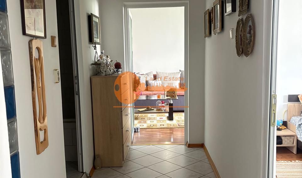 Apartament cu 2 camere la 10 minute de Metrou Crangasi - Poză 1