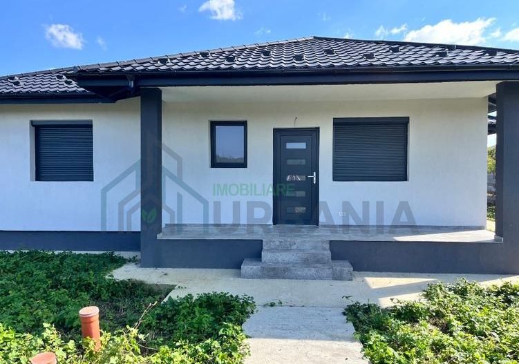 Casă de vânzare cu 4 camere în comuna Ciurea, cartier Chihan - Poză 1