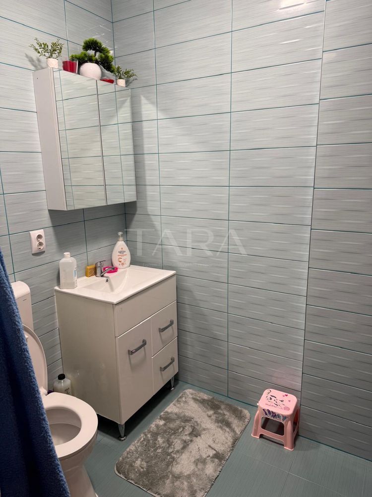 Apartament 2 camere, living, dormitor, zona Terra.. - Poză 4