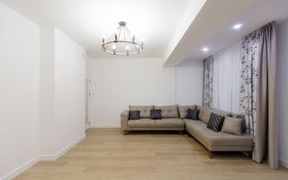 Vânzare, apartament, 2 camere, str. Calea Iesilor, sectorul Buiucani - Poză 2