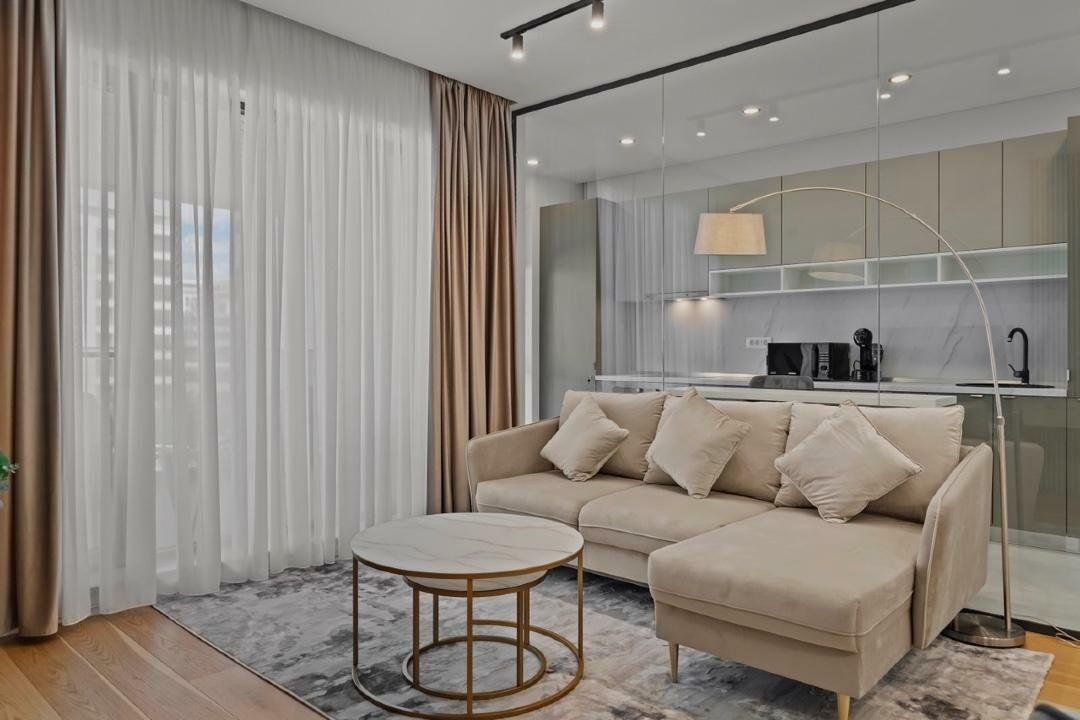 Apartament cu 2 camere decomandat în Aviaţiei/ Prima inchiriere - Poză 2