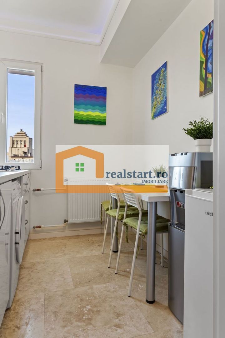 Pta Romana, Vedere spectaculoasa, Renovat total, inclusiv instalatii - Poză 4