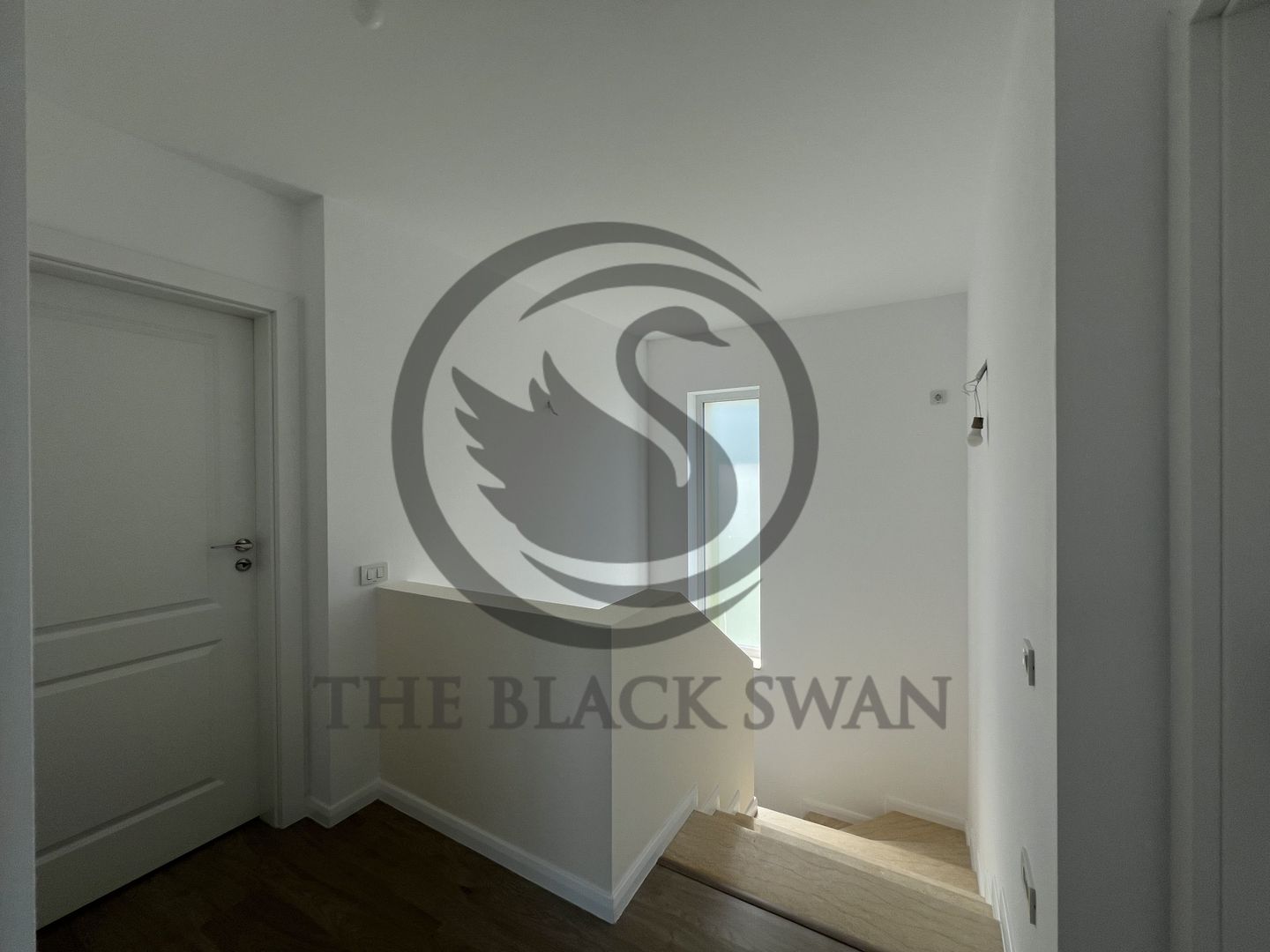 Casa cu 4 camere de vanzare | Premium | Nou | Moreni - Bld. Republicii - Poză 21