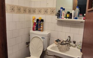 Apartament cu 3 camere de vazare in Cugir - Poză 7