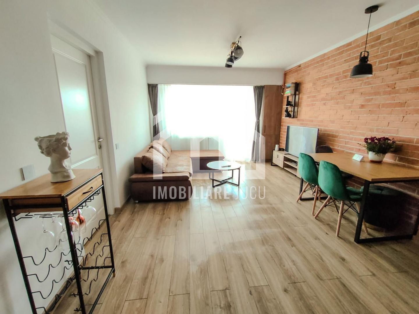 De închiriat – Apartament 2 camere,  Parcare, Zona linistita, Apahida - Poză 1