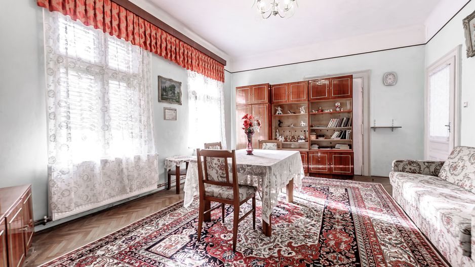 Apartament la casa cu 3 camere și Garaj - Poză 3