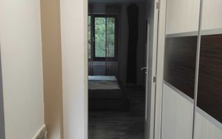 Apartament de vanzare - Poză 4