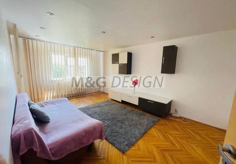 Apartament 3 Camere  Lipovei cu centrala - Poză 1