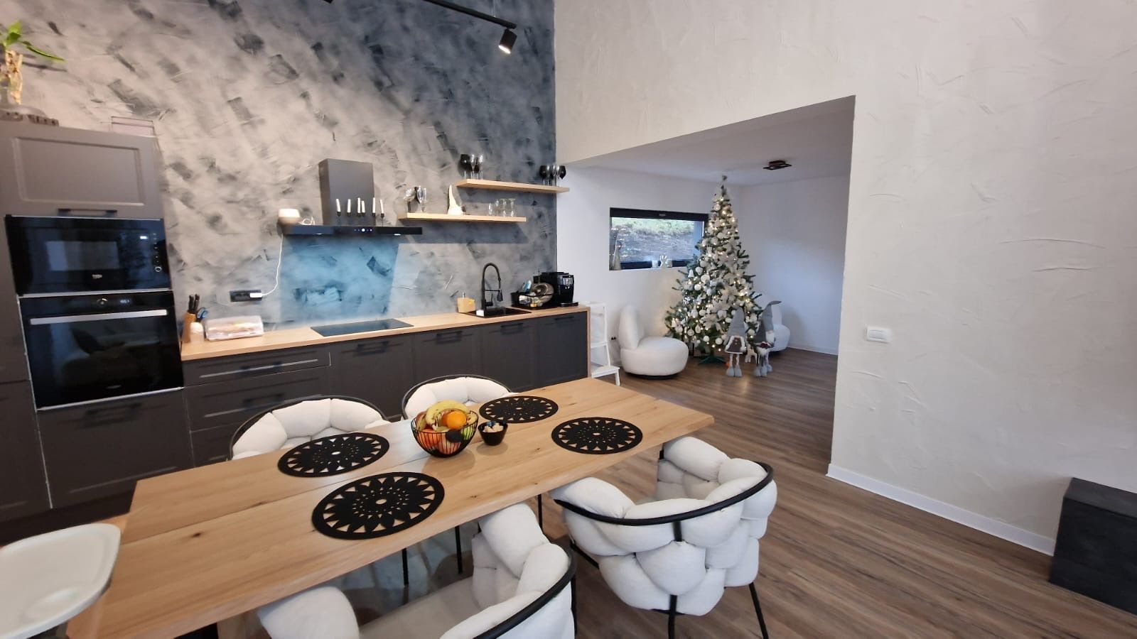 Casă exclusivistă pe Dealul Lempeș – Sânpetru, Brașov - Poză 6