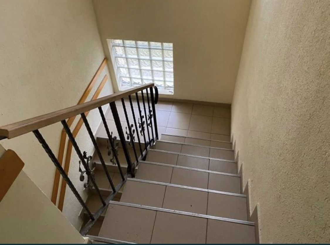 Vand casa cu mansarda - Poză 4