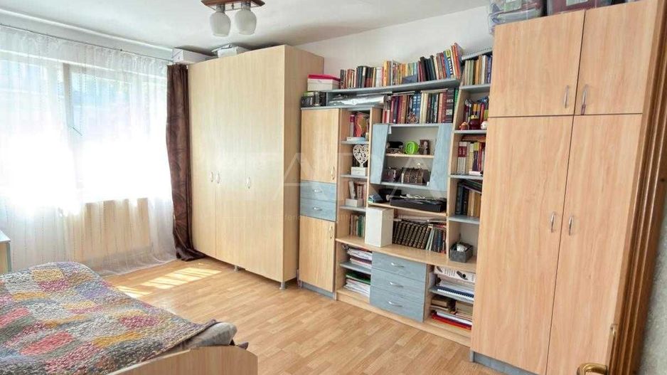 Apartament 4 camere, strada Mehedinți, Mănăștur. - Poză 3