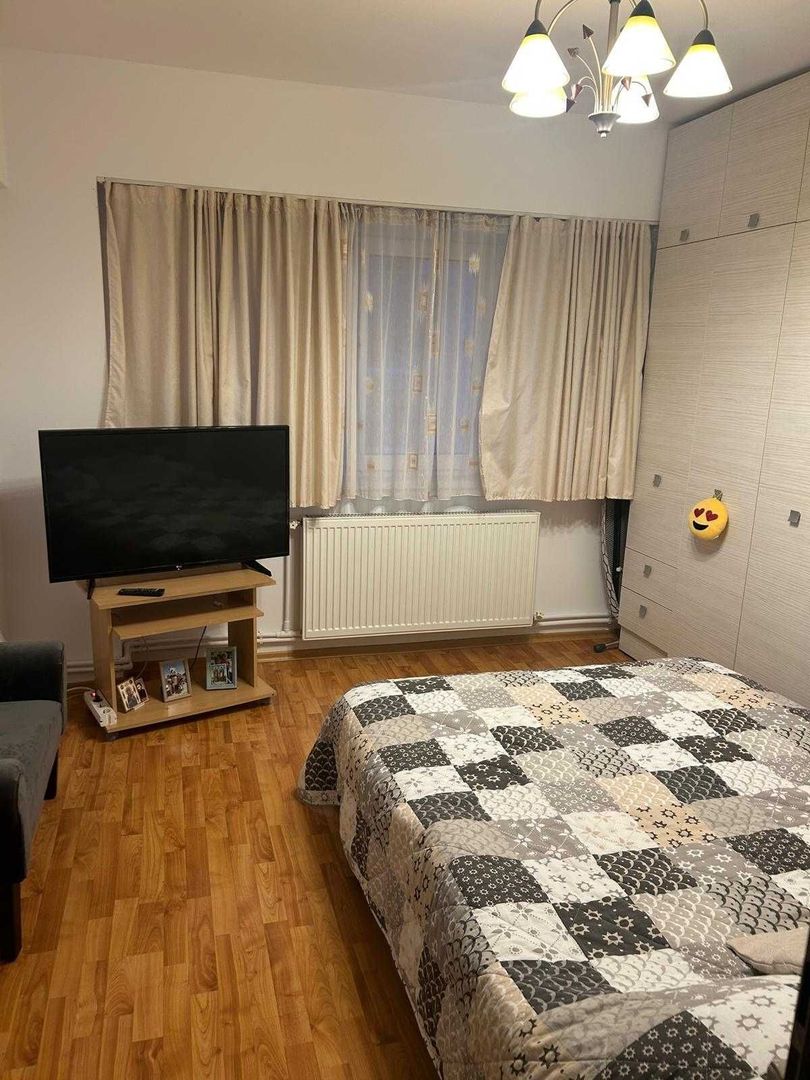 Inchiriere apartament 2 camere - Poză 2