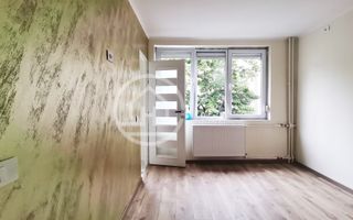 Apartament de vânzare cu 2 camere în zona Rogerius, Oradea - Poză 2