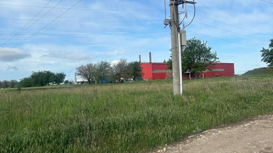 Vânzare Teren  Industrial 10700 mp pe colț, cu GAZE si curent - Poză 7