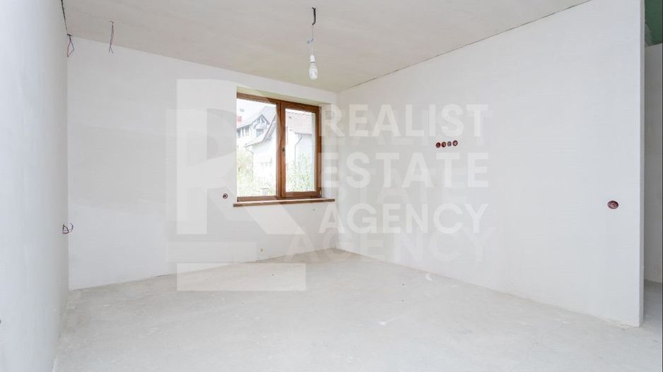 Vânzare casă , 240 mp., ул. Păcii, Durlești - Poză 4