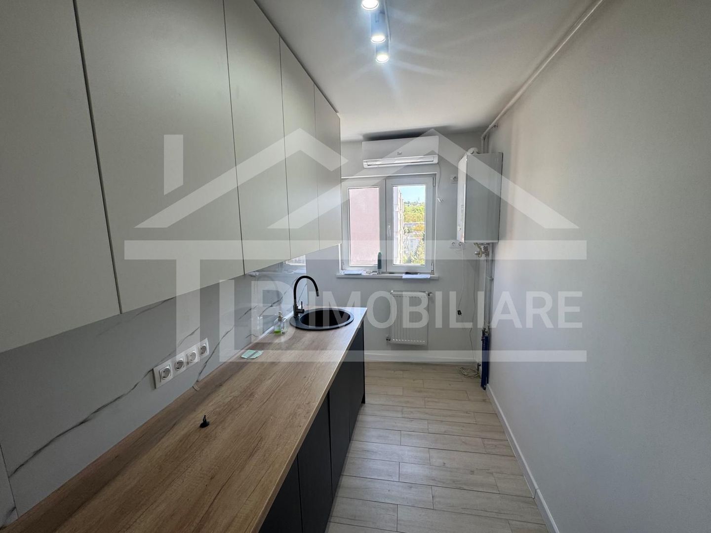 Apartament cu 2 camere, 49,95mp, decomandat,  Zona Bulevardului 1848 - Poză 6