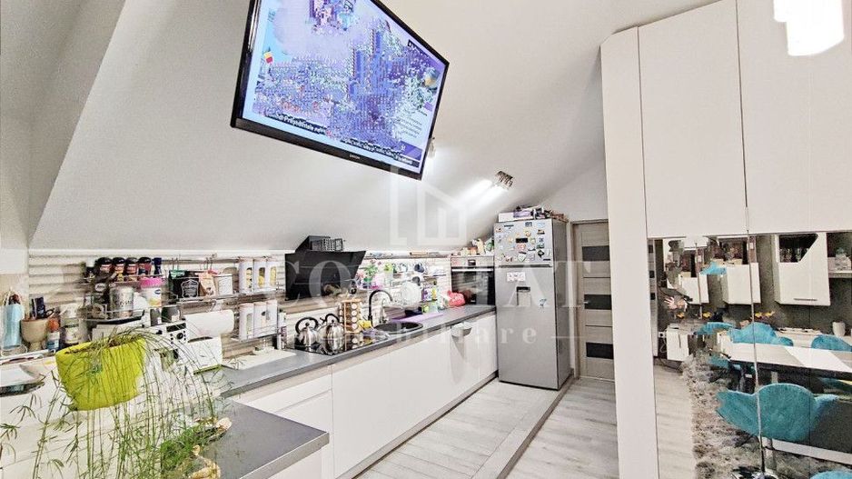 Apartament pe 2 niveluri idea pentru o familie - Poză 4